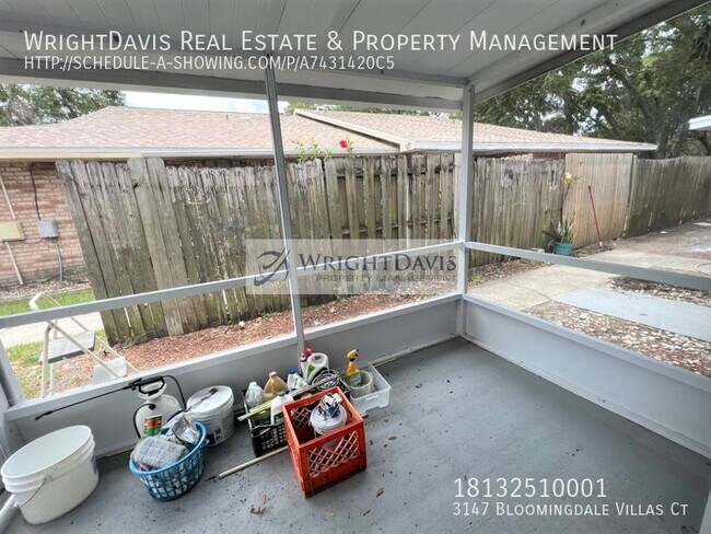 Building Photo - 3147 Bloomingdale Villas Ct