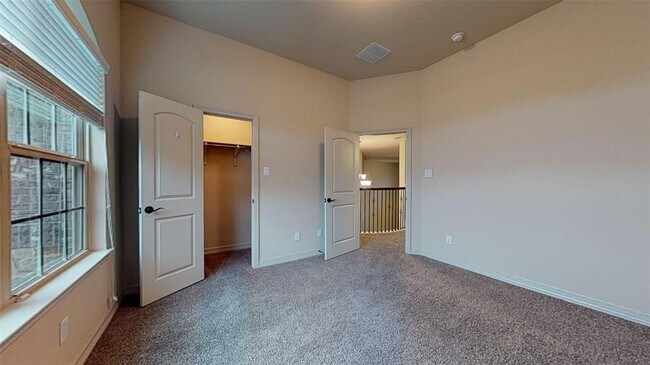 Building Photo - 16807 Chapman Lake Ct