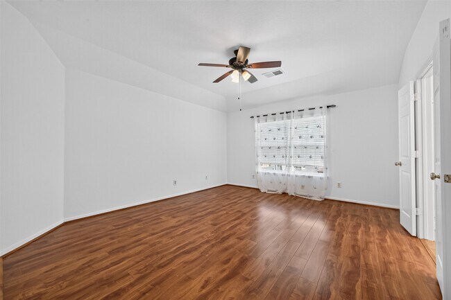 Building Photo - 12214 Doe Meadow Dr