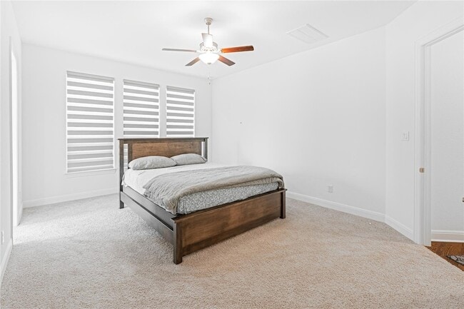 Building Photo - 3037 Sage Ranch Dr