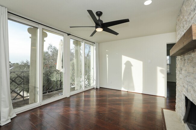 Building Photo - 2333 Bering Dr