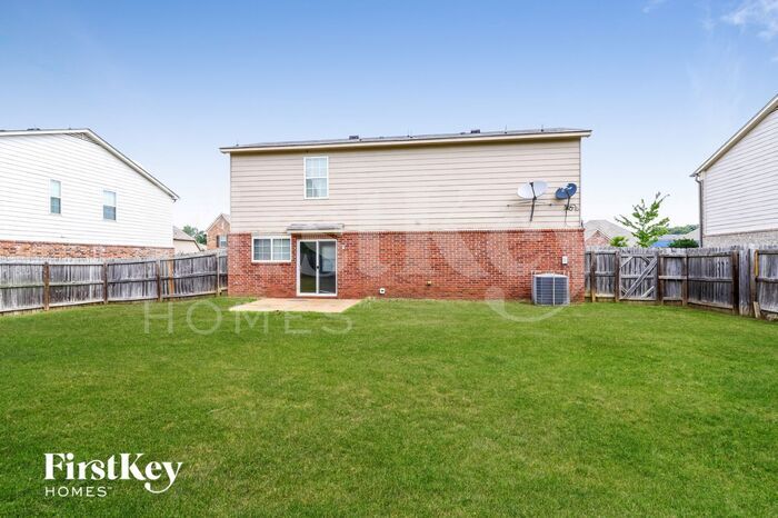 Building Photo - 10045 Branley Oak Dr