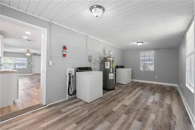 Building Photo - 312 E Brainerd St