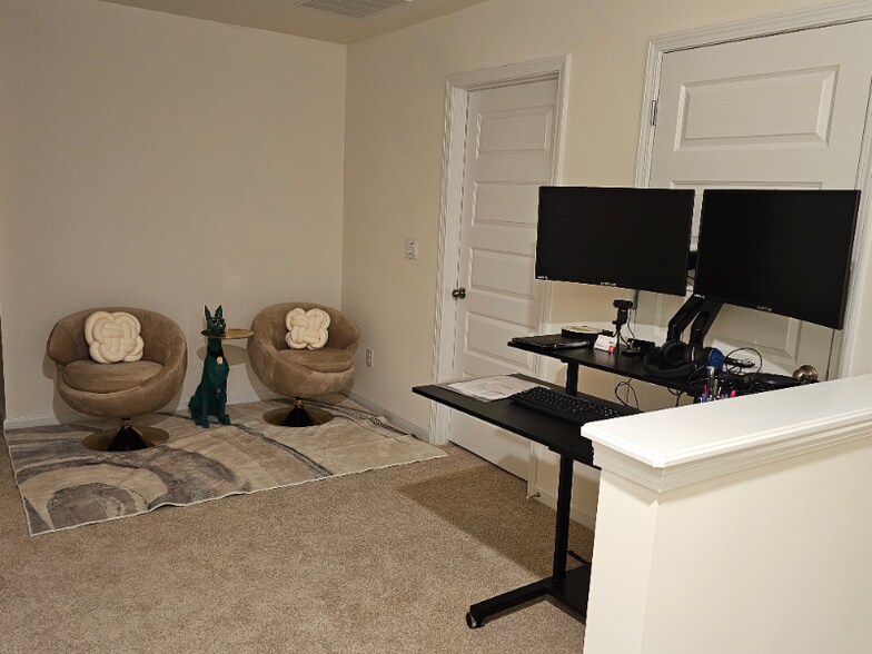 Building Photo - 11992 Conrad Cir