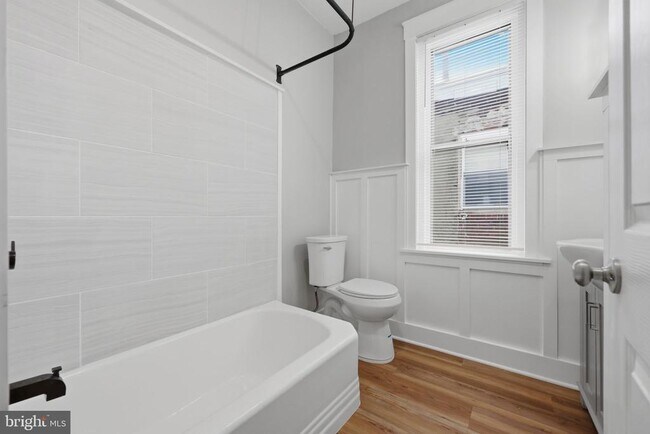 Building Photo - 2322 S Broad St