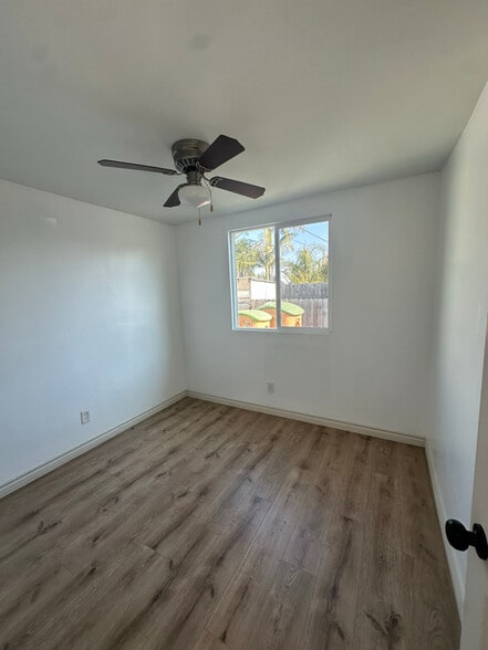 Building Photo - 1905-1907 W 74th St