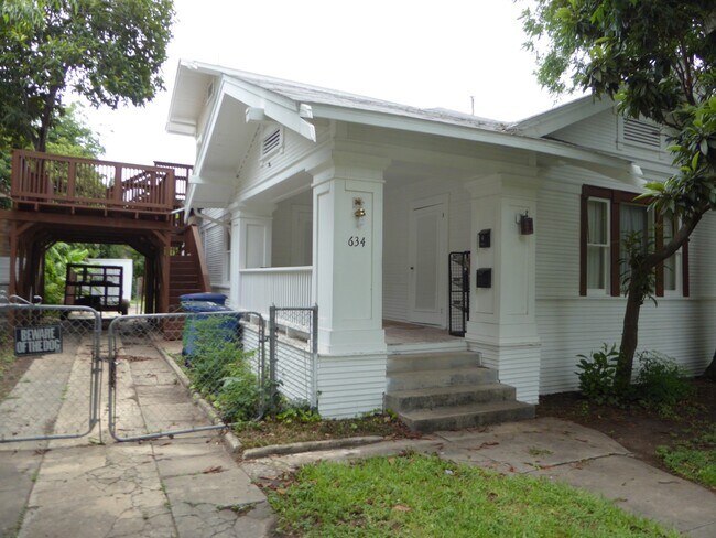 Primary Photo - Studio loft in Alta Vista