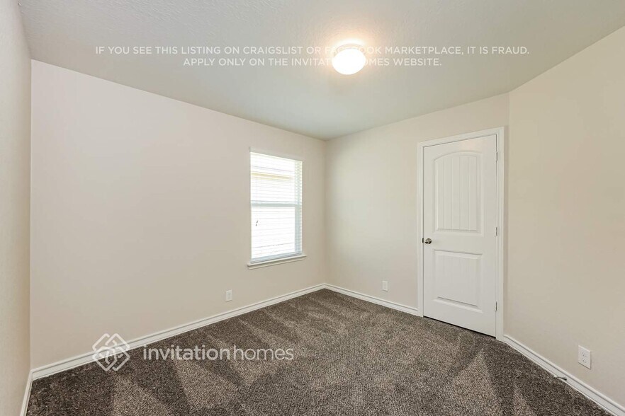 Building Photo - 15426 Bobwhite Quail