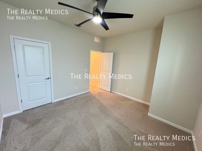 Building Photo - 2654 Autumn Peace Dr