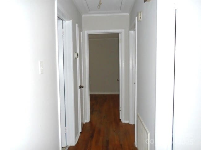 Building Photo - 5100 Baker Dr