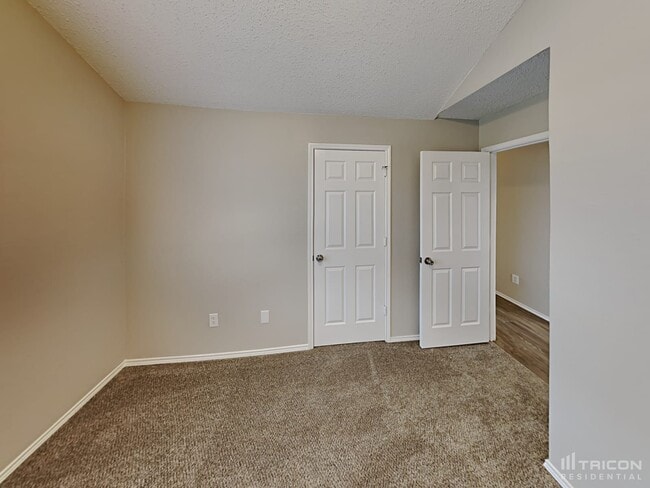 Building Photo - 11017 Deer Trail