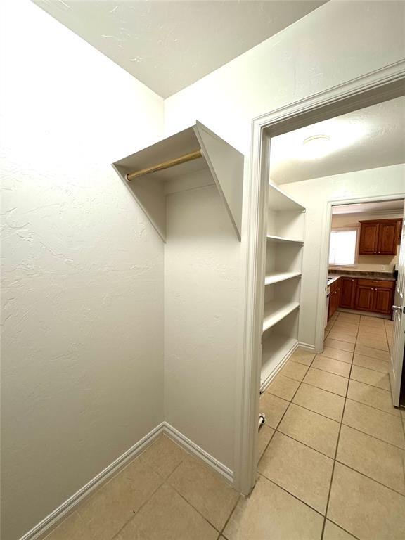 Building Photo - 1101 W Wilshire Blvd