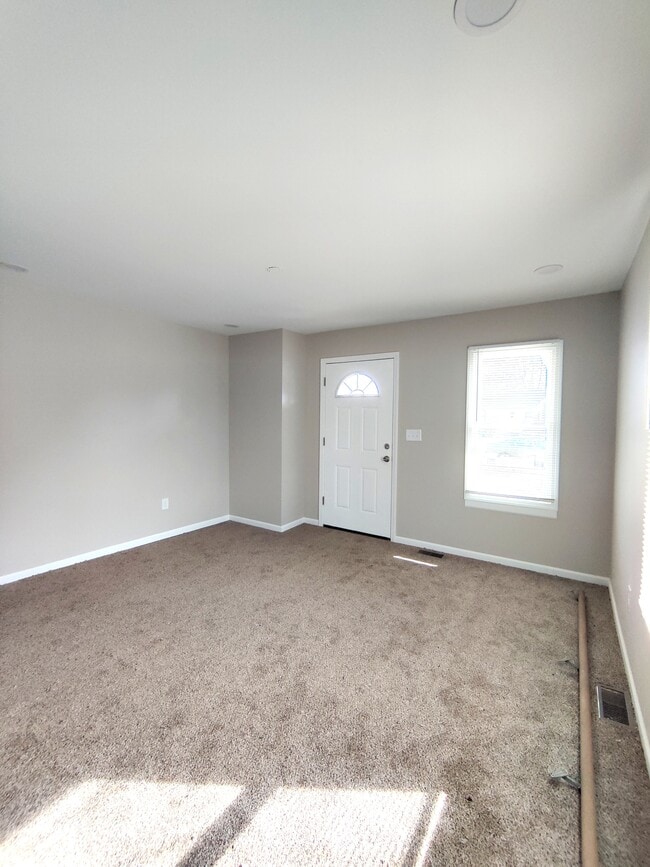 Building Photo - 401 N 3rd St