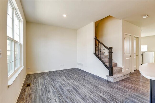 Building Photo - 1749 Carlstedt Dr