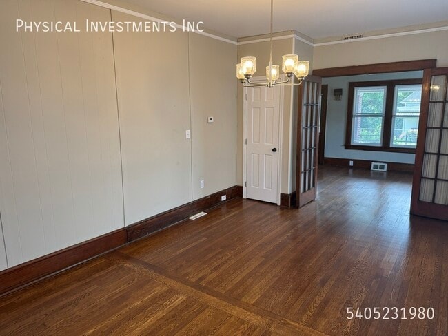 Building Photo - 1729 Moorman Ave NW