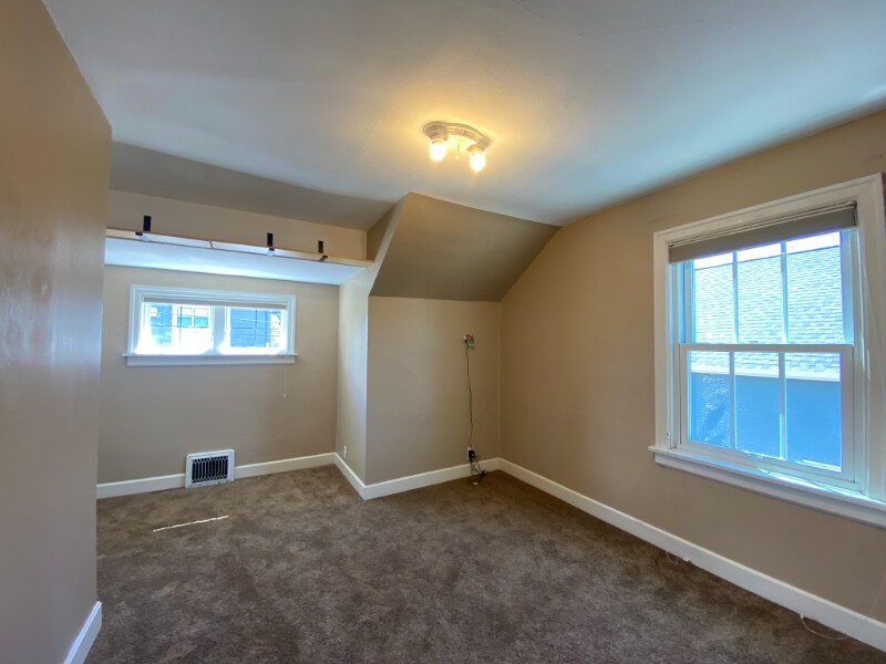 Building Photo - 850 NE 91st St