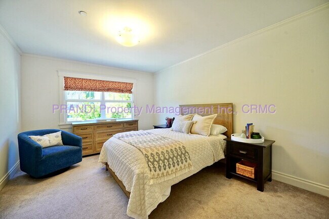 Building Photo - 34 Mohawk Ave