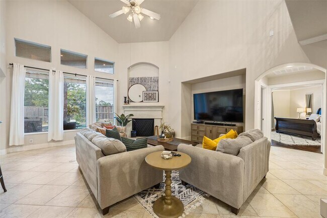 Building Photo - 15502 Stallion Point Cir