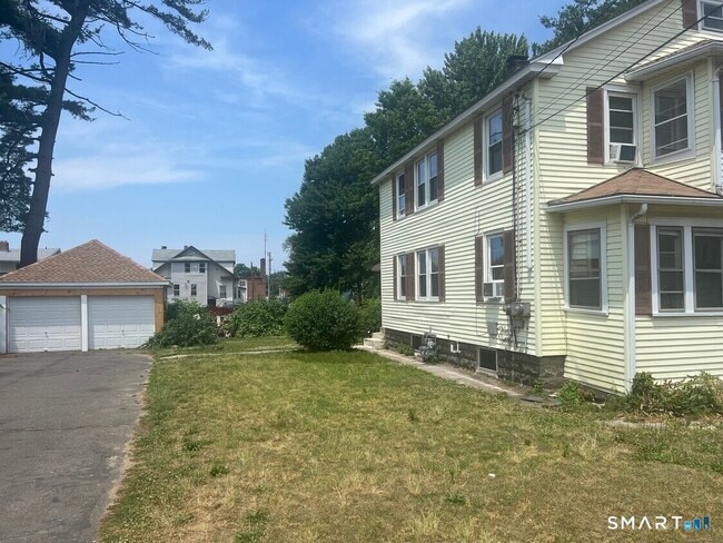 Building Photo - 24 Judson Ave