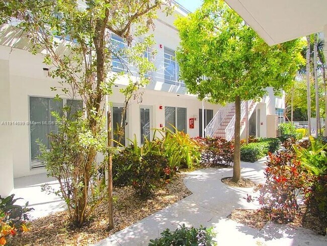 Building Photo - 1550 Pennsylvania Ave