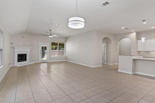 Building Photo - 19604 Moorlynch Ave