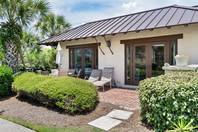 Building Photo - 269 Debordieu Blvd