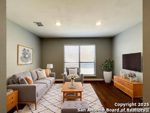 Building Photo - 6607 HONEY Hl