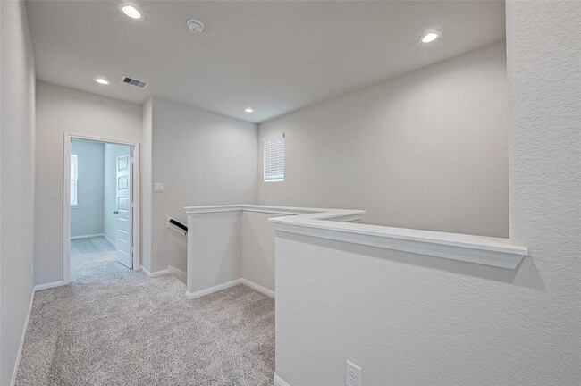 Building Photo - 4103 Split Ivy Dr
