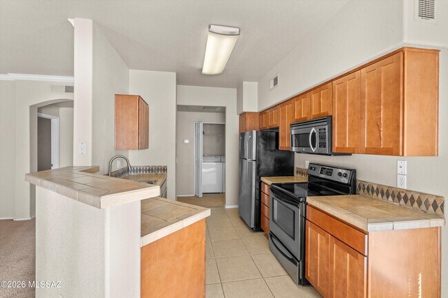 Building Photo - 7050 E Sunrise Dr