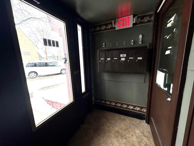 Building Photo - 1515 Taylor Ave