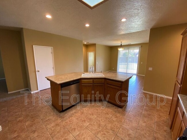 Building Photo - 2672 Tamas Ct