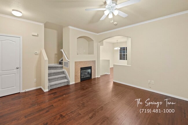 Building Photo - CHARMING 2BD TOWNHOME IN THE VISTAS AT NOR’WOOD - Security Deposit Waiver Available