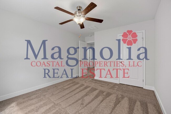 Building Photo - Spacious 4 Bedroom Home with Bonus Room in The Palms at New Hampstead!