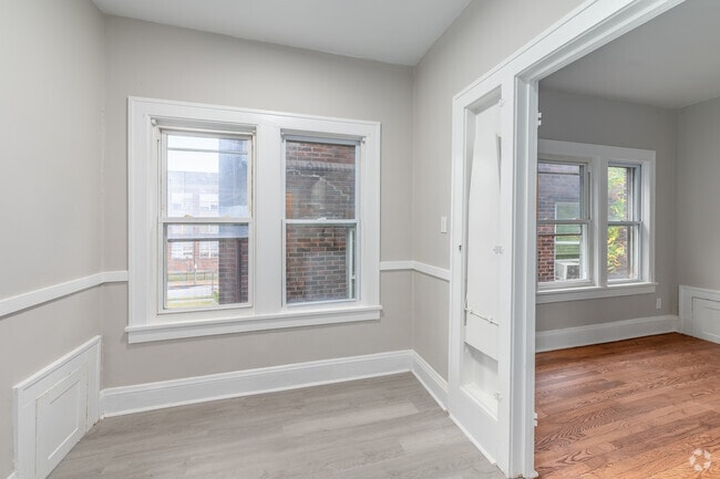 Studio, 1BA - 440SF - Dining Room - 3635 Bosworth Rd