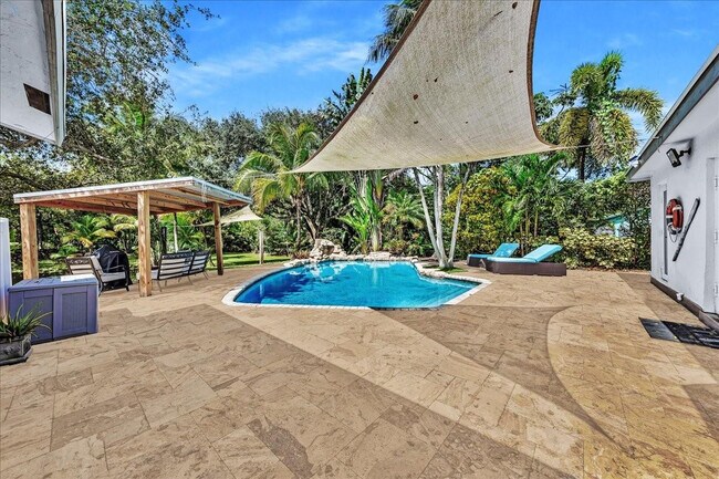 Building Photo - 2931 SW 108th Way