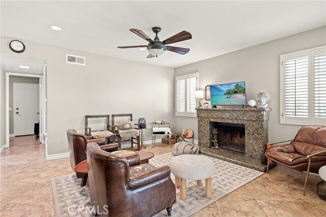 Building Photo - 6933 Stanislaus Pl