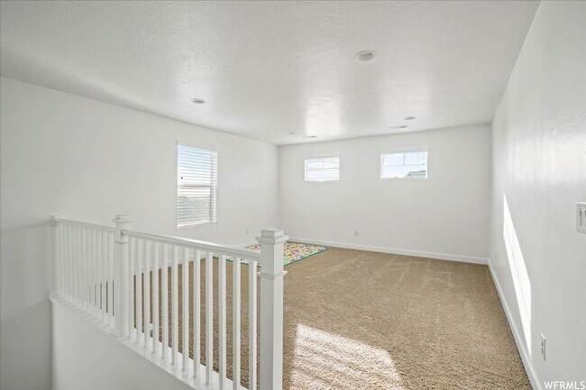 Building Photo - Gorgeous Home with unobstructed views in Herriman