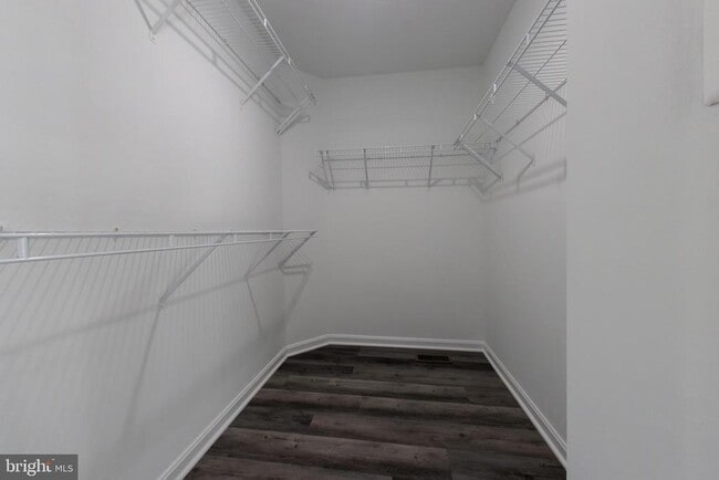 Building Photo - 7685 Duneiden Ln