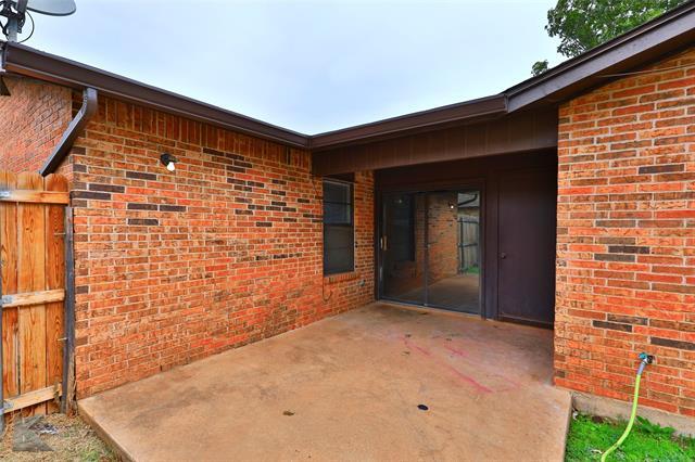 Building Photo - 3117 Button Willow Ave