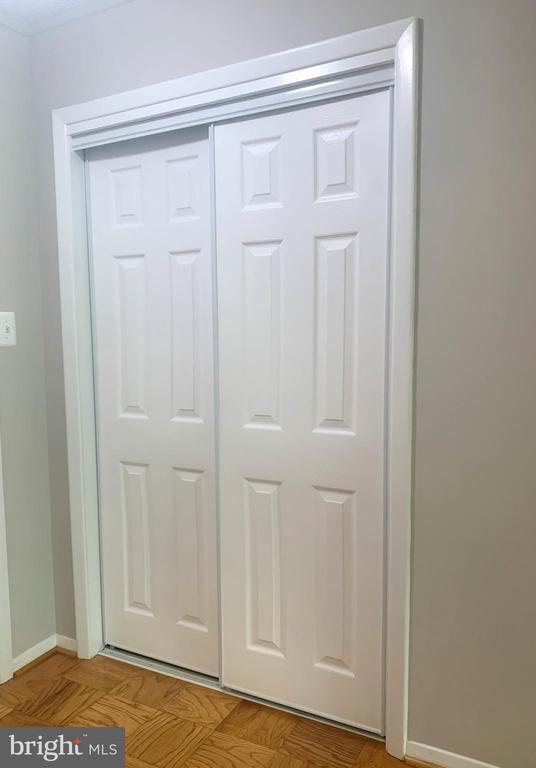 Building Photo - 5353 Columbia Pike