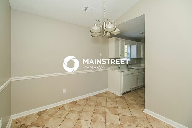 Building Photo - 3 Bedroom Pet-Friendly Home in Ellenwood, GA with Main Street Renewal