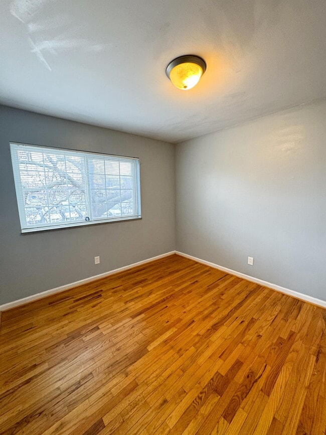 Building Photo - 2705 Laclede Station Rd