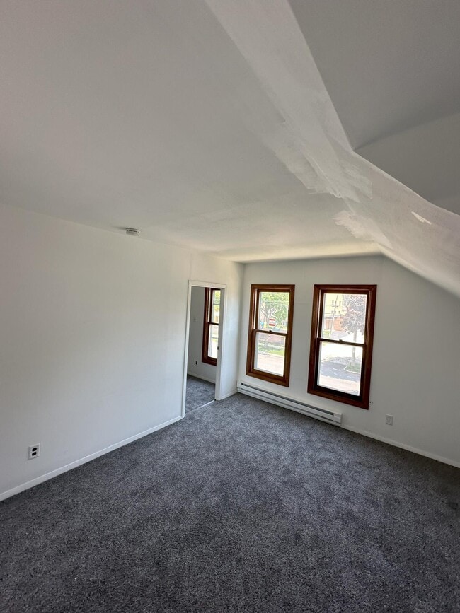 Building Photo - 1720 S 11th St