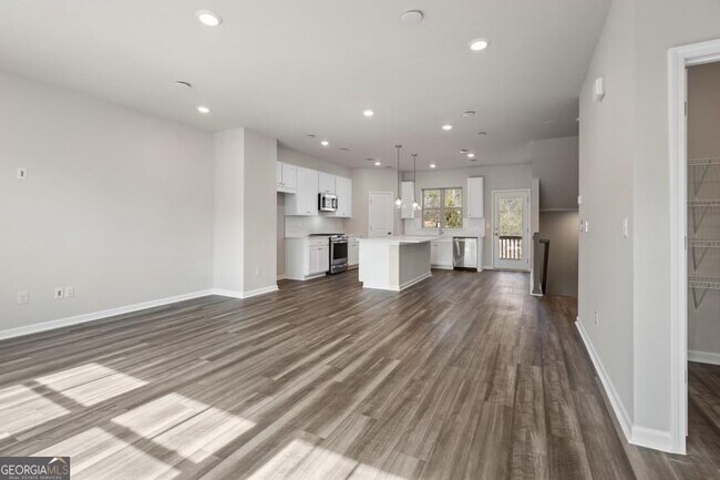 Building Photo - 225 Matson Run