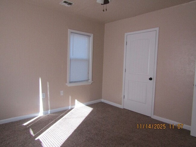 Building Photo - Fields and Dunning Home! Small Pet Negotiable with owner approval!