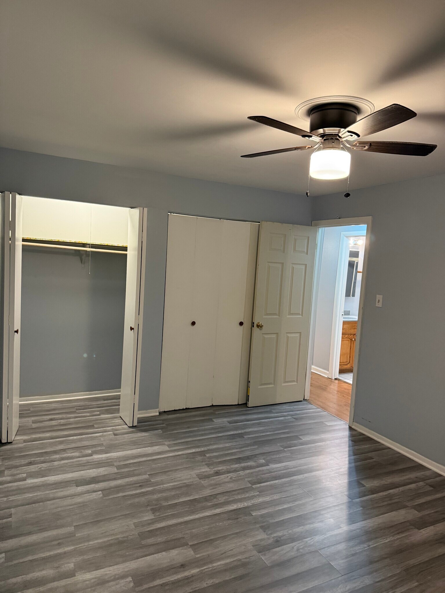 Building Photo - 11925 S Lawndale Ave