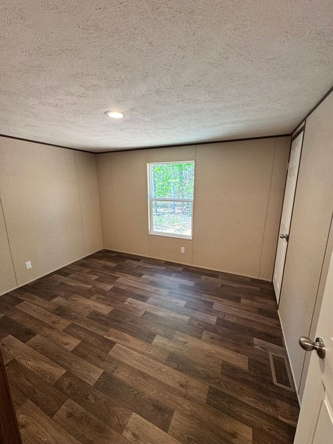 Building Photo - 3/2 New Single Wide in Cleveland County, NC