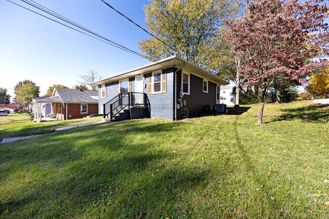 Building Photo - 414 Churchill Ct