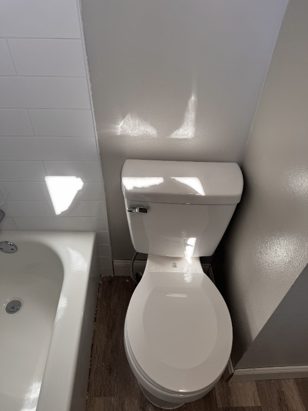 Building Photo - 564 Eastern Ave