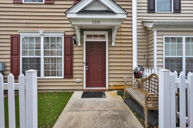 Building Photo - 1315 Teton Cir